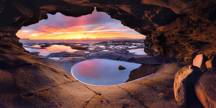 AUSTRALIA CAVE